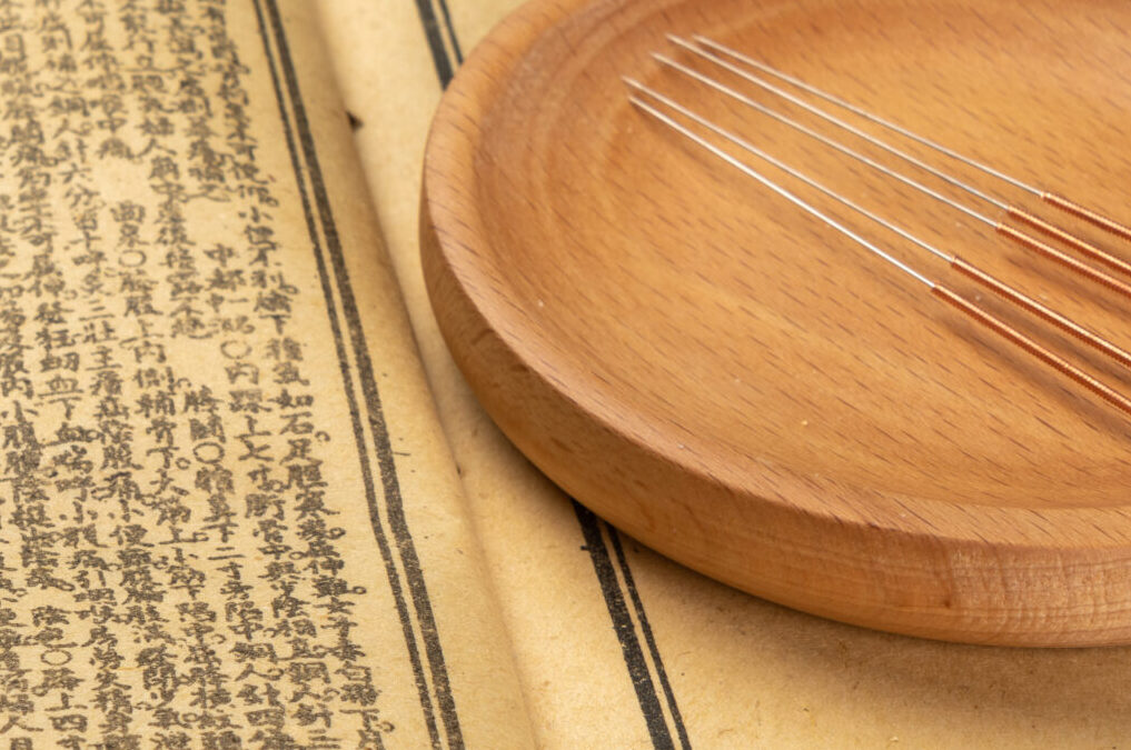 3 Ways Acupuncturists Continue to Draw from the Traditional Chinese Medicine Toolbox