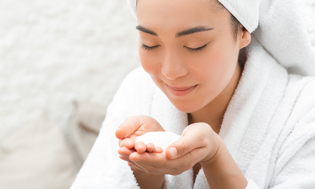 how does salt therapy help your skin